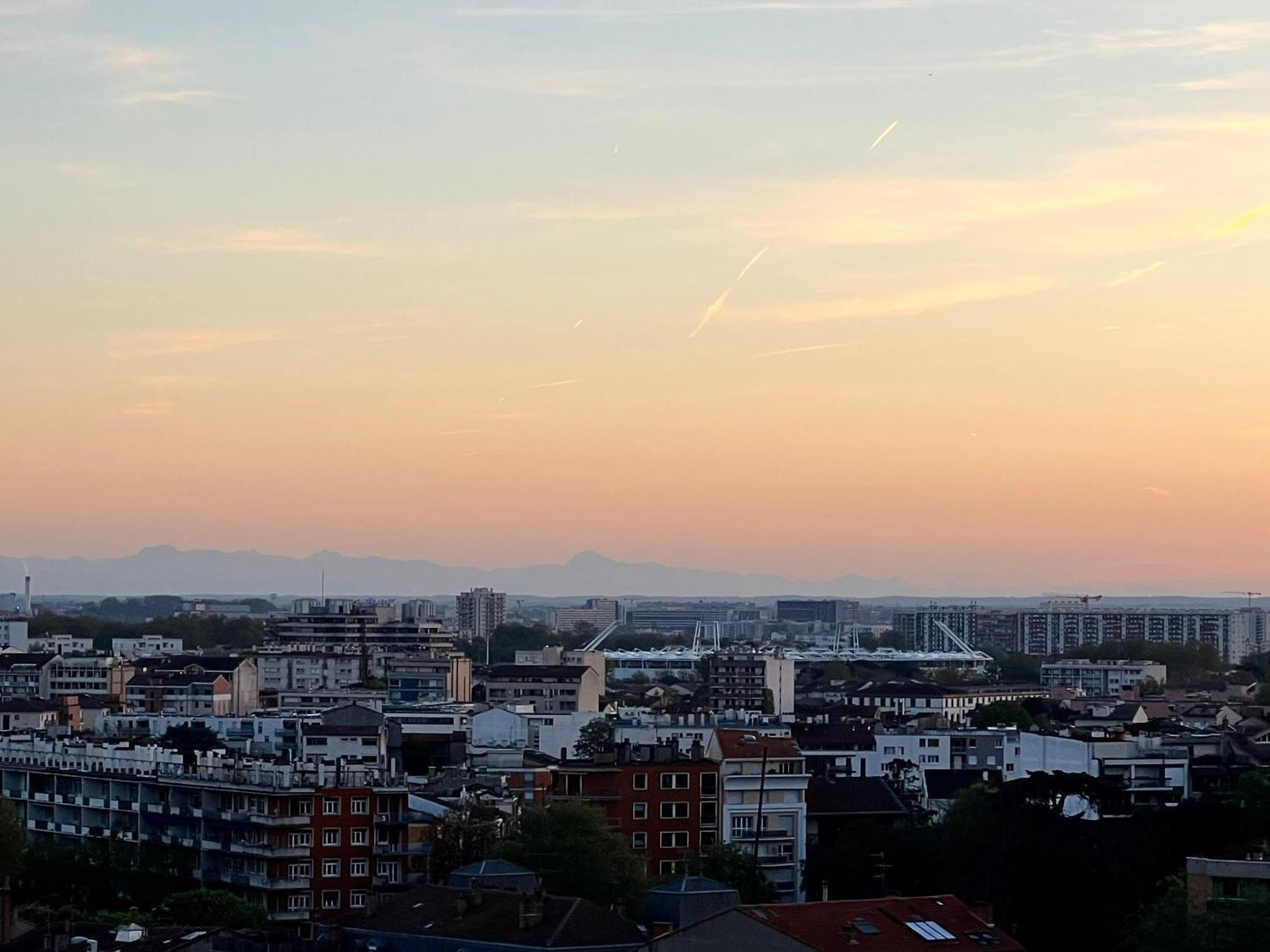 Sunset Duplex - Grand-Rond, Jardin Des Plantes, Centre-Ville, 2 Bdrs 60M2, Ac, Free Public Car Park 200M Away, Netflix - T3 60M2 Avec Clim, Parking Public Gratuit A 200M Тулуза Екстериор снимка