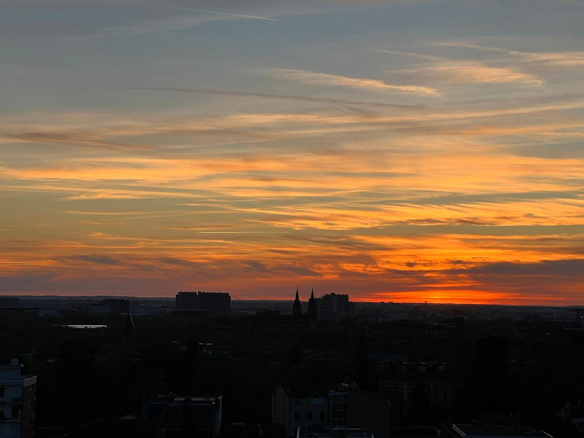 Sunset Duplex - Grand-Rond, Jardin Des Plantes, Centre-Ville, 2 Bdrs 60M2, Ac, Free Public Car Park 200M Away, Netflix - T3 60M2 Avec Clim, Parking Public Gratuit A 200M Тулуза Екстериор снимка