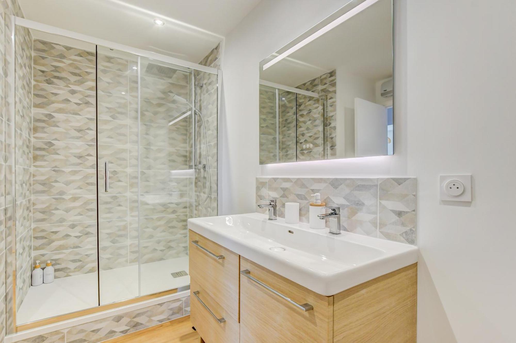 Sunset Duplex - Grand-Rond, Jardin Des Plantes, Centre-Ville, 2 Bdrs 60M2, Ac, Free Public Car Park 200M Away, Netflix - T3 60M2 Avec Clim, Parking Public Gratuit A 200M Тулуза Екстериор снимка